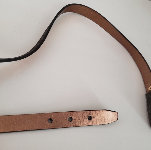 Michael Kors Signature Logo Belt - Picture 6 of 6